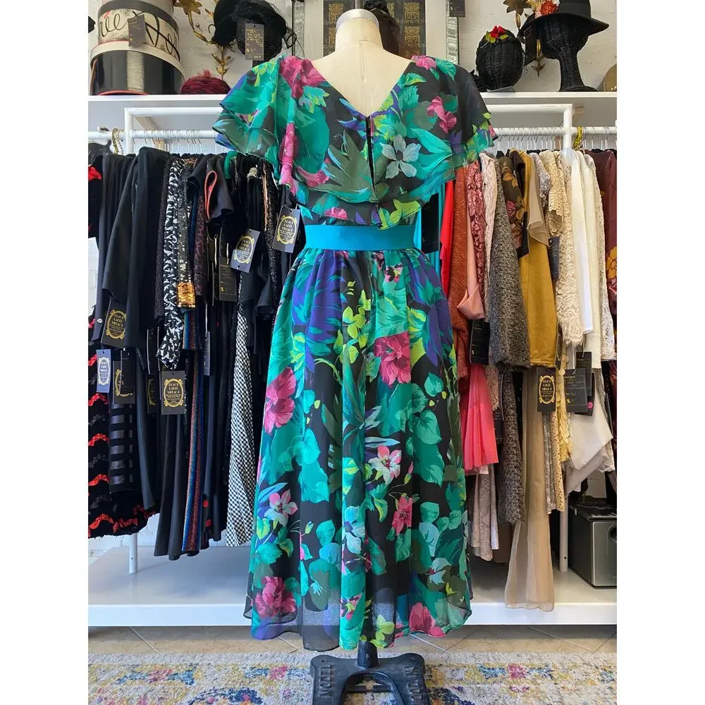 vintage 1980s black floral fit and flare dress, shawl flutter sleeves full skirt - Picture 9 of 10